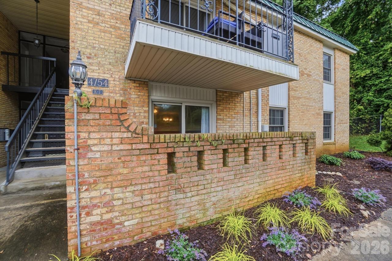 4754 Hedgemore Dr. #N, Charlotte, NC 28209