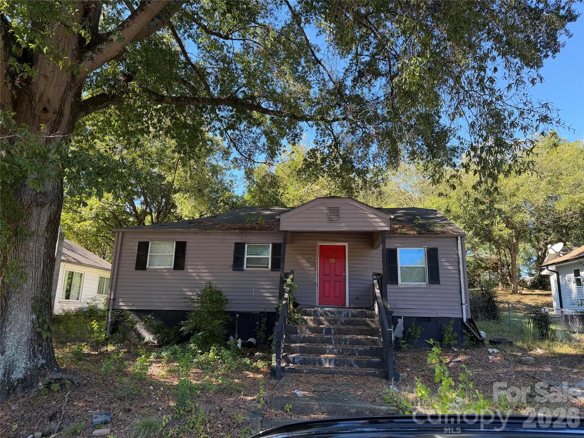 17 Meadowview Ave., Concord, NC 28027