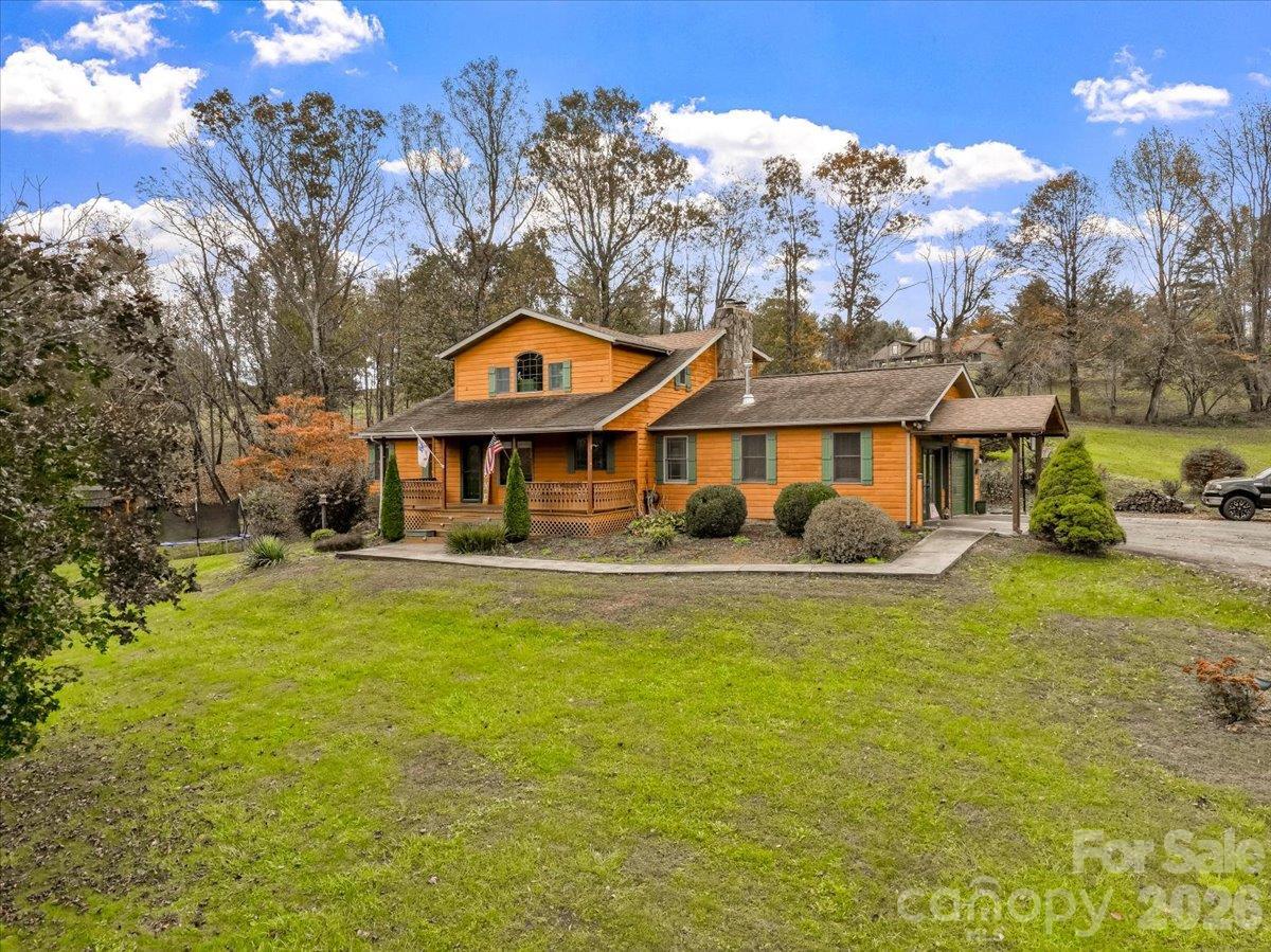 179 River Walk Dr., Burnsville, NC 28714