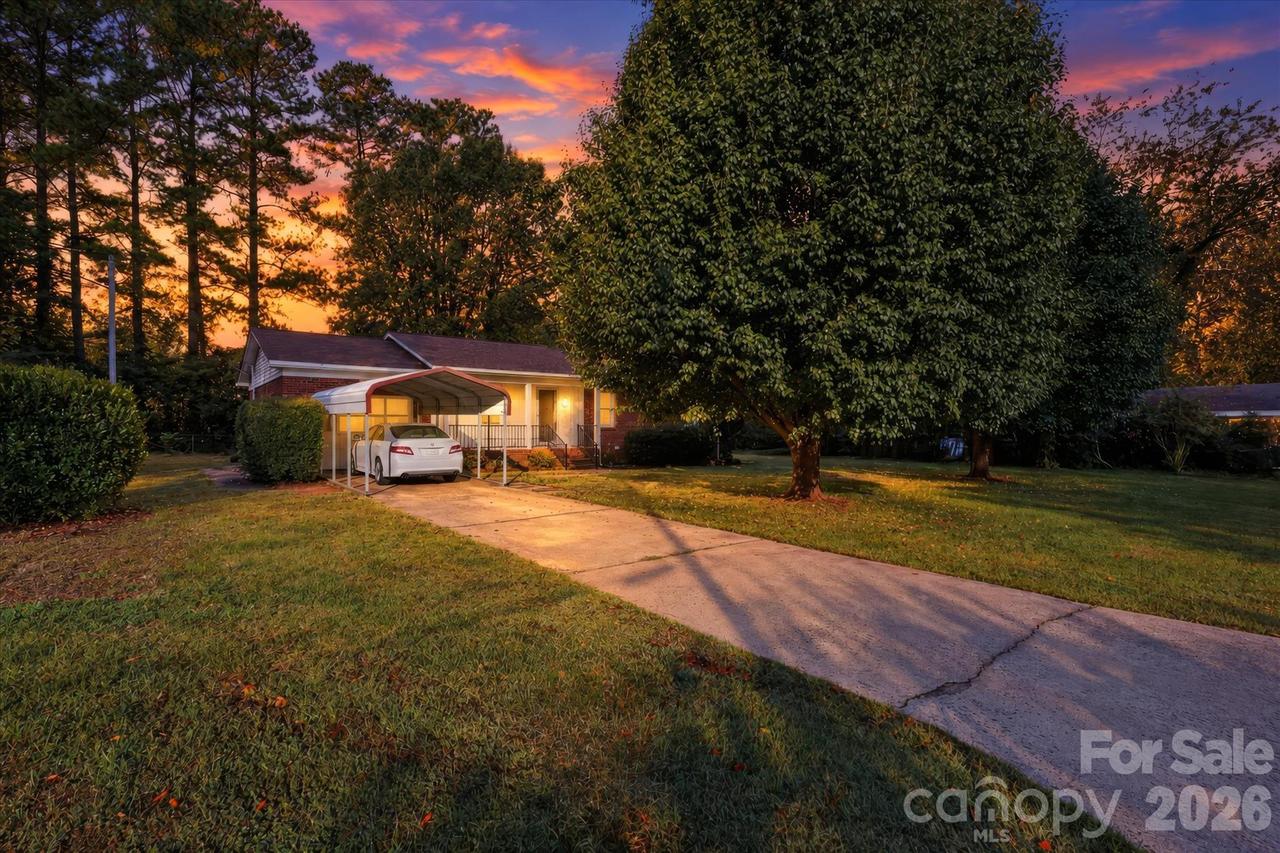 2411 Brookmeade Dr., Albemarle, NC 28001