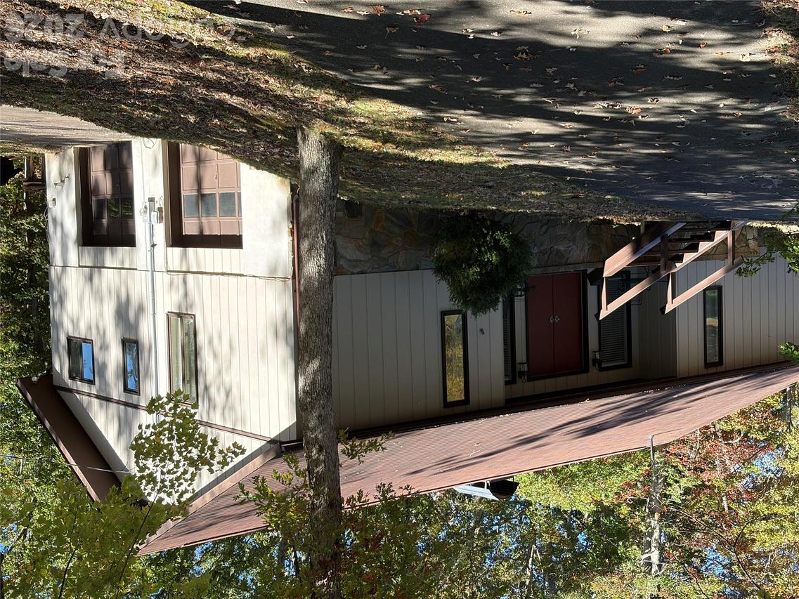 592 Carters Ridge Rd., Spruce Pine, NC 28777