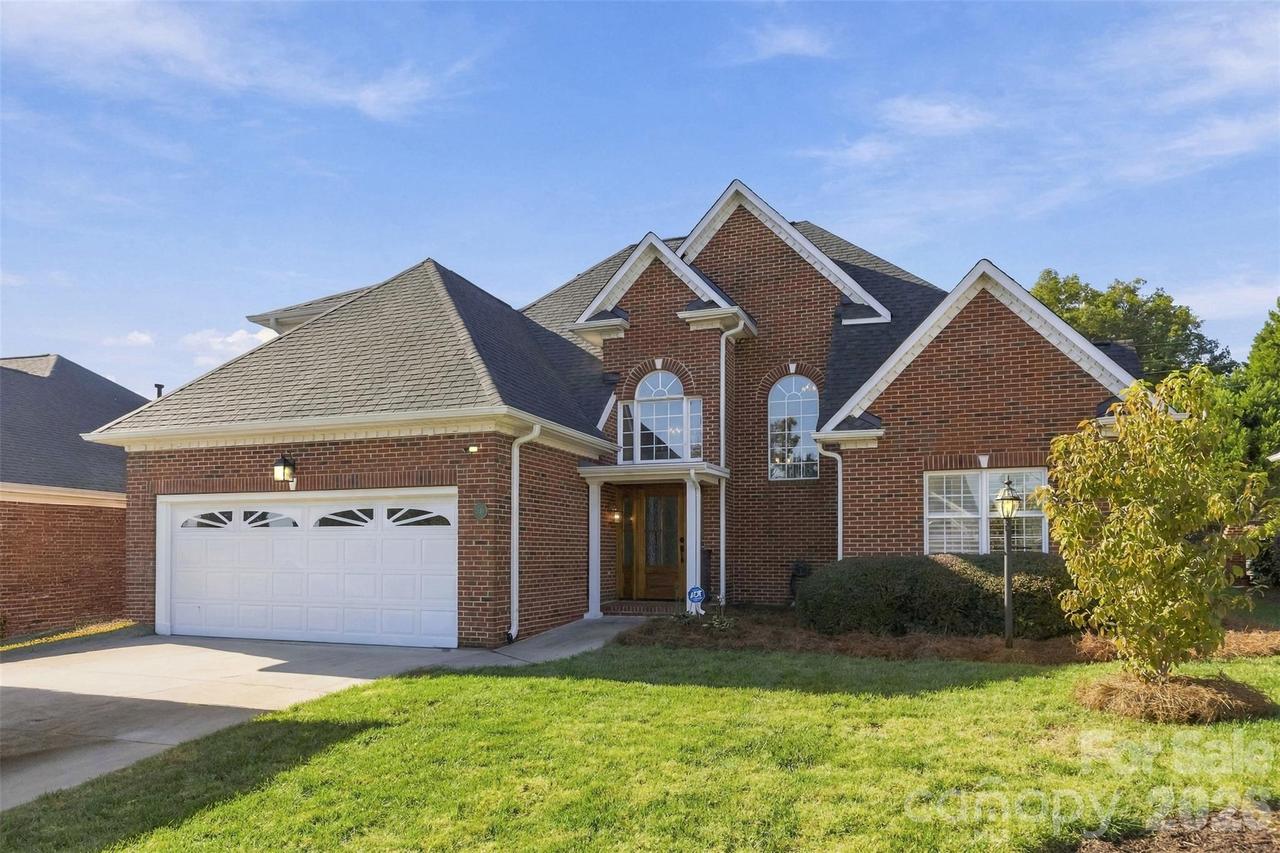 2146 Pinefield Ct., Gastonia, NC 28056