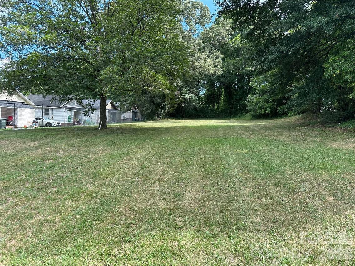119 W Bradley St., Gastonia, NC 28052