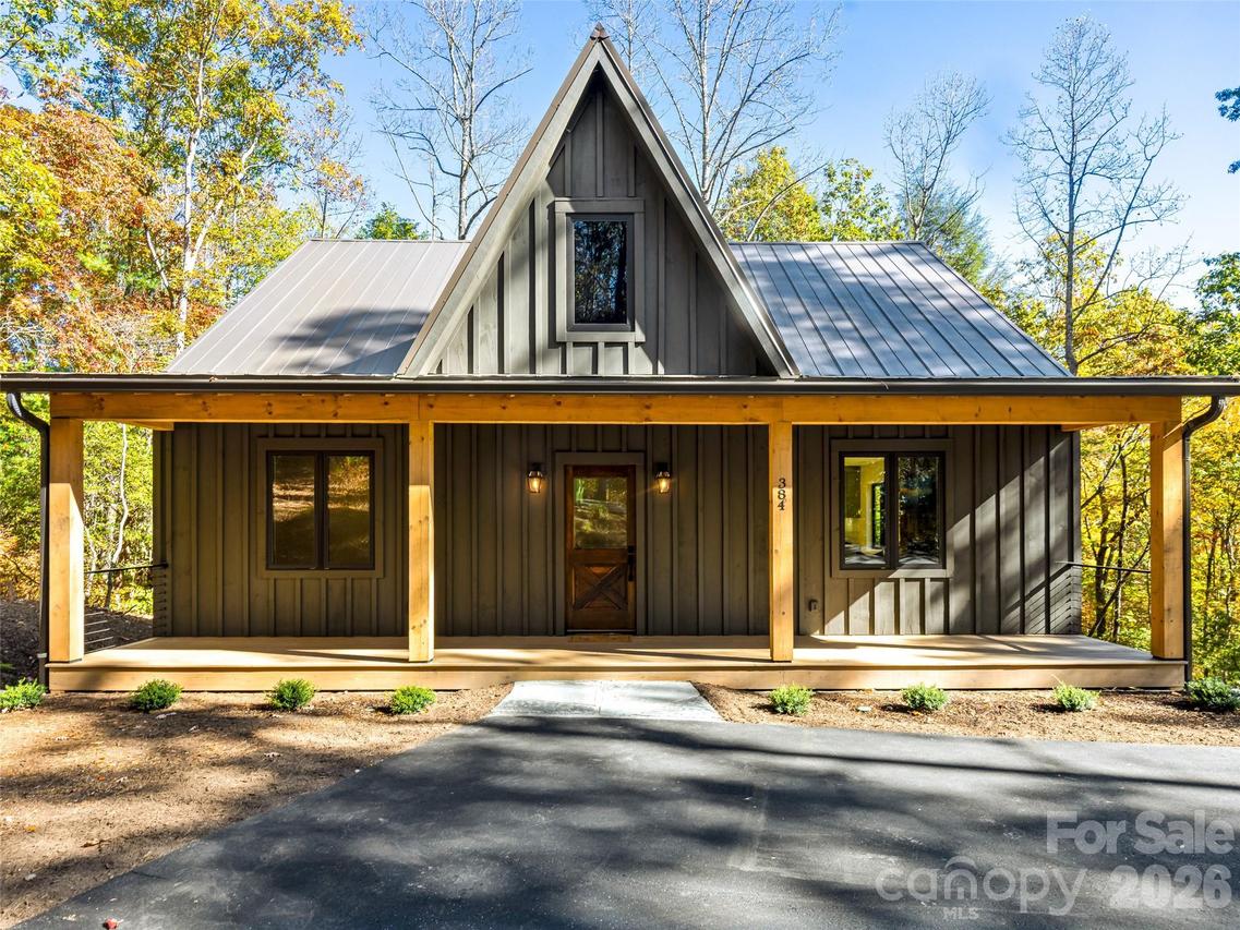 384 Green Hollow Ln., Brevard, NC 28712