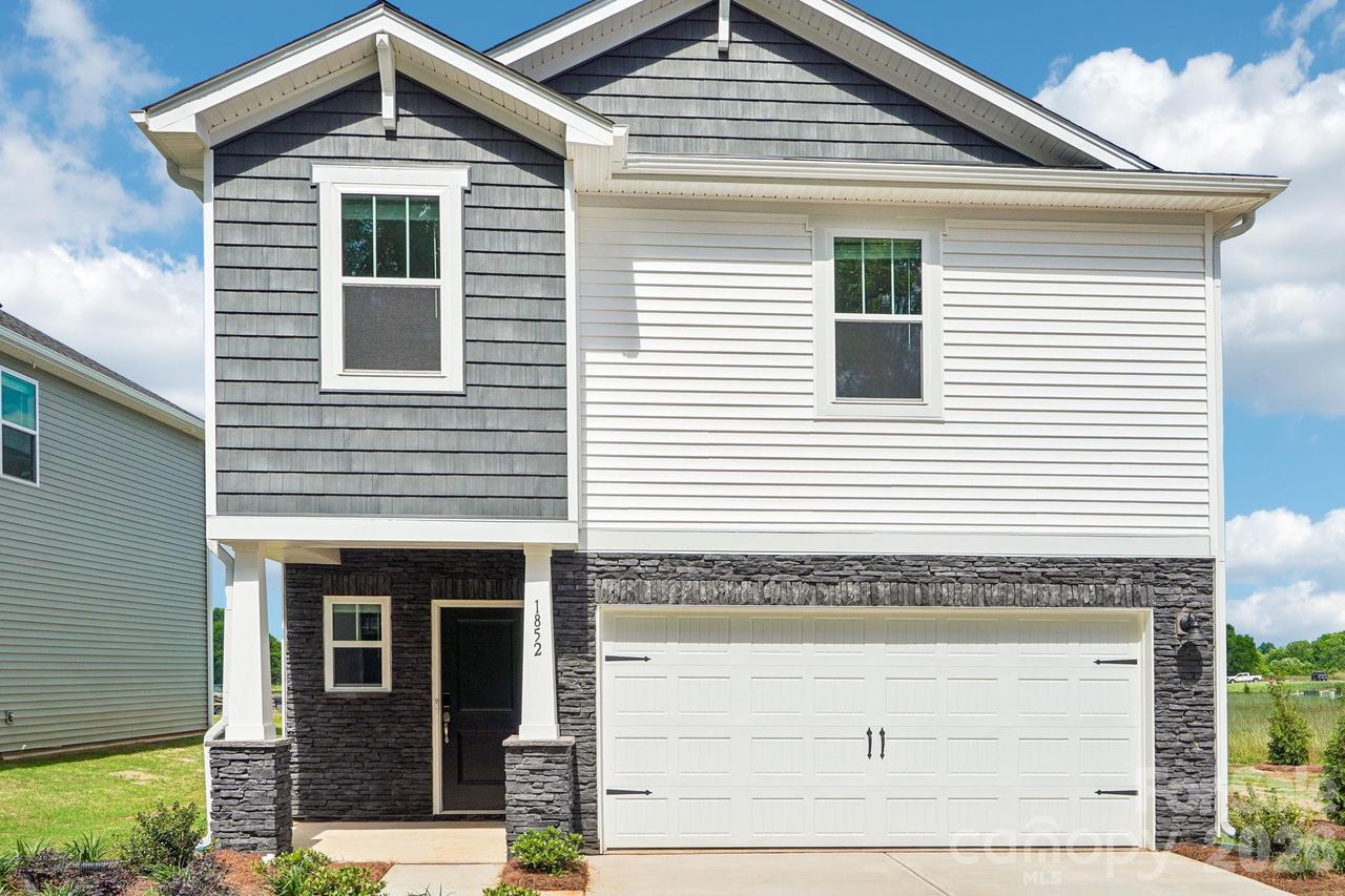 12548 Russellwood Ln., Charlotte, NC 28213