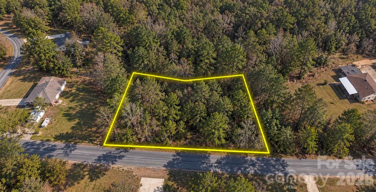858 Lakeview Dr., Salisbury, NC 28147