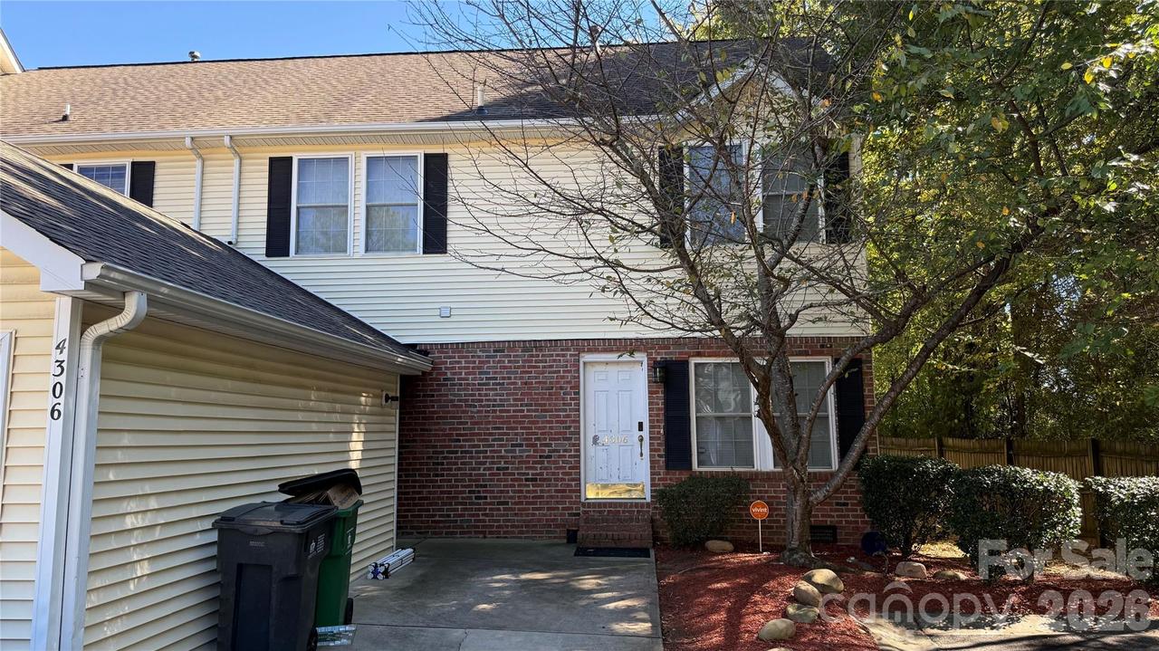 4306 Laurel Hill Ln. #3D8, Charlotte, NC 28217