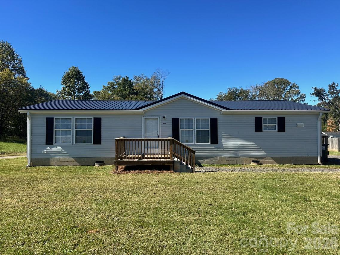 1435 Shinnville Rd., Cleveland, NC 27013