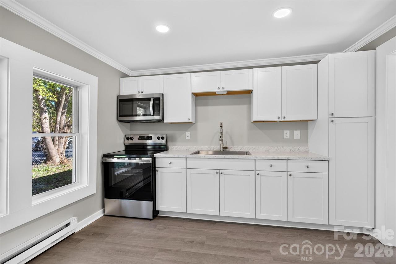 611 Center St., Lenoir, NC 28645