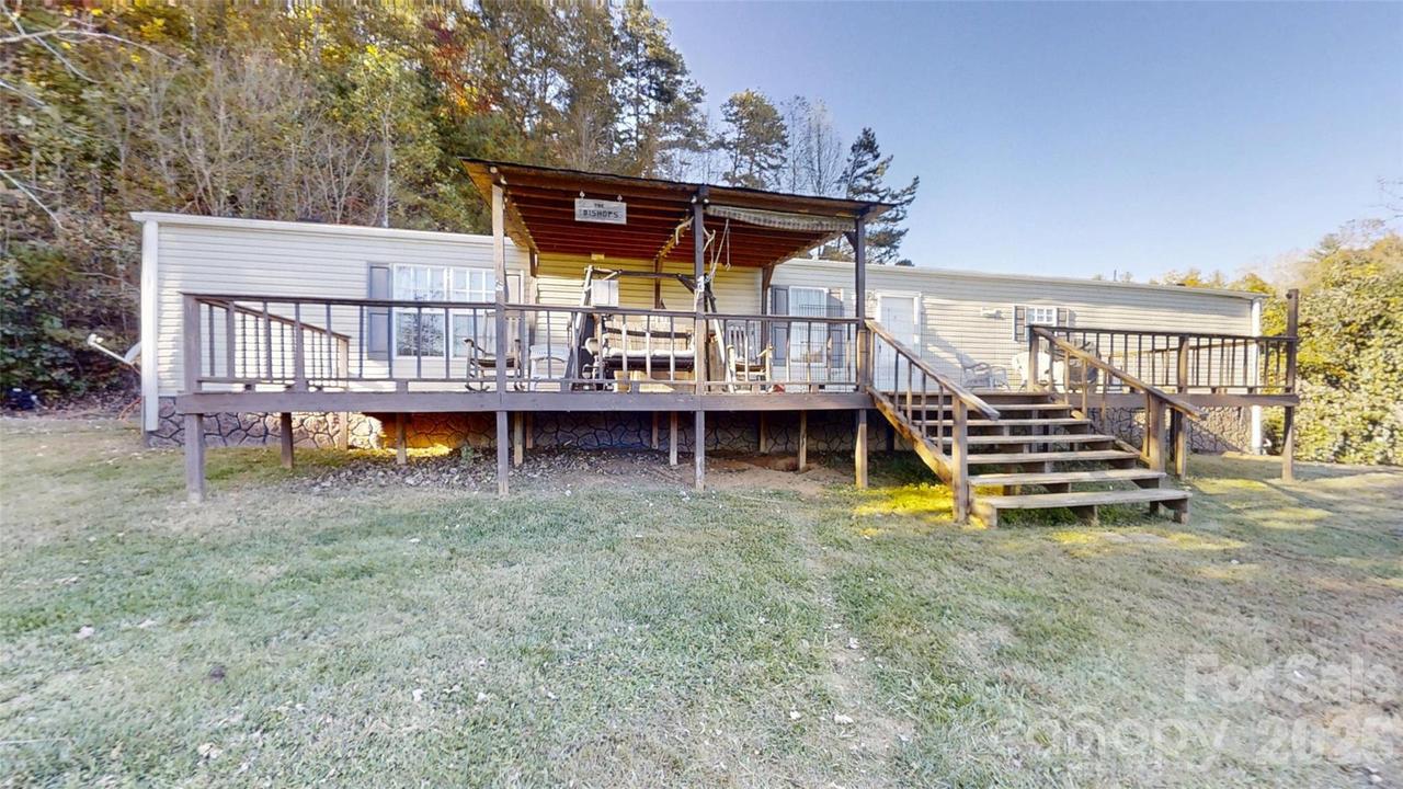 2010 Sandy Mush Rd., Marshall, NC 28753