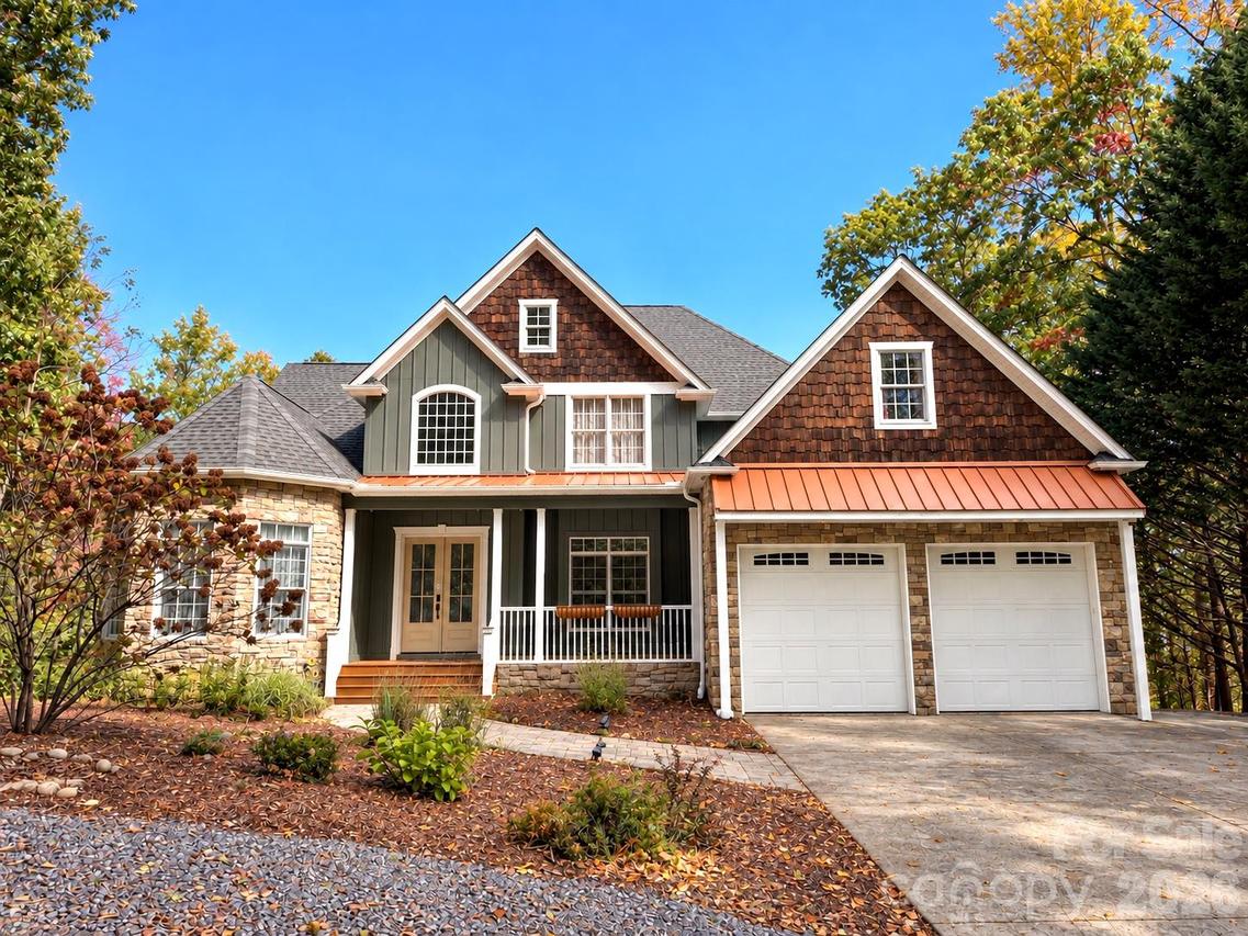314 Woodland Dr., Swannanoa, NC 28778