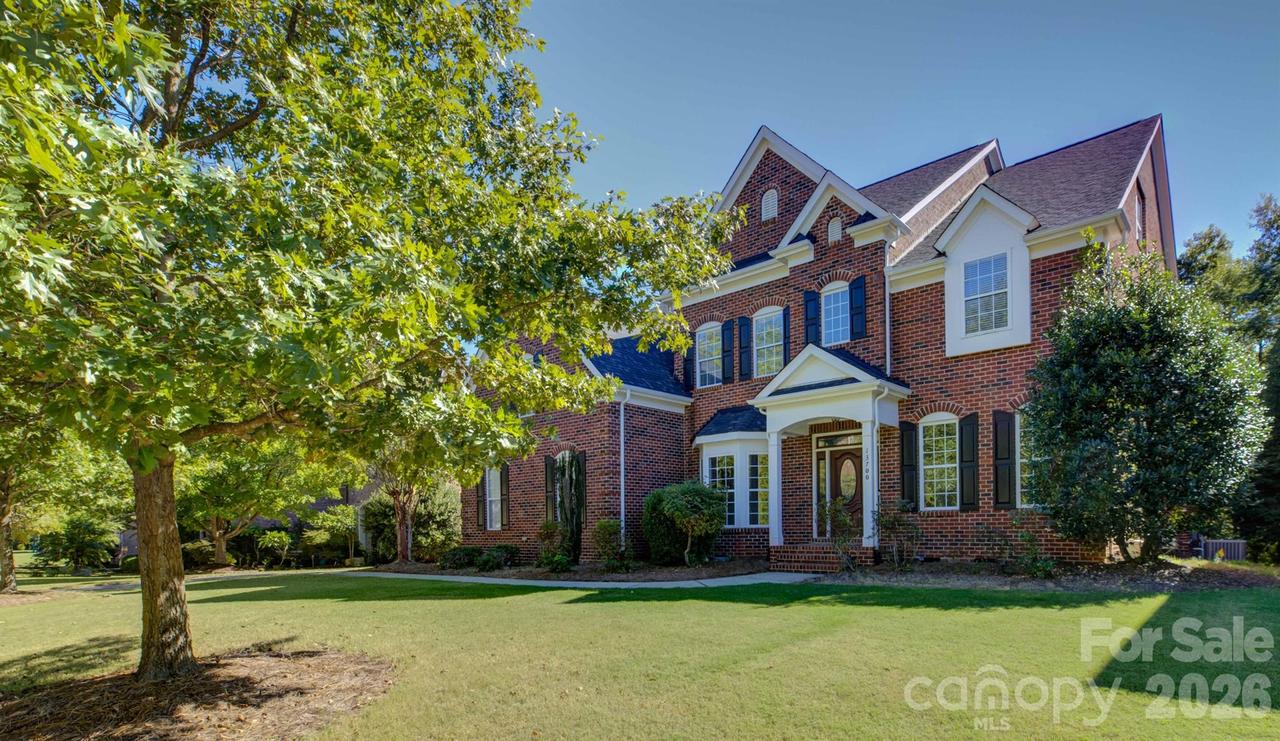 13700 Glen Abbey Dr., Charlotte, NC 28278