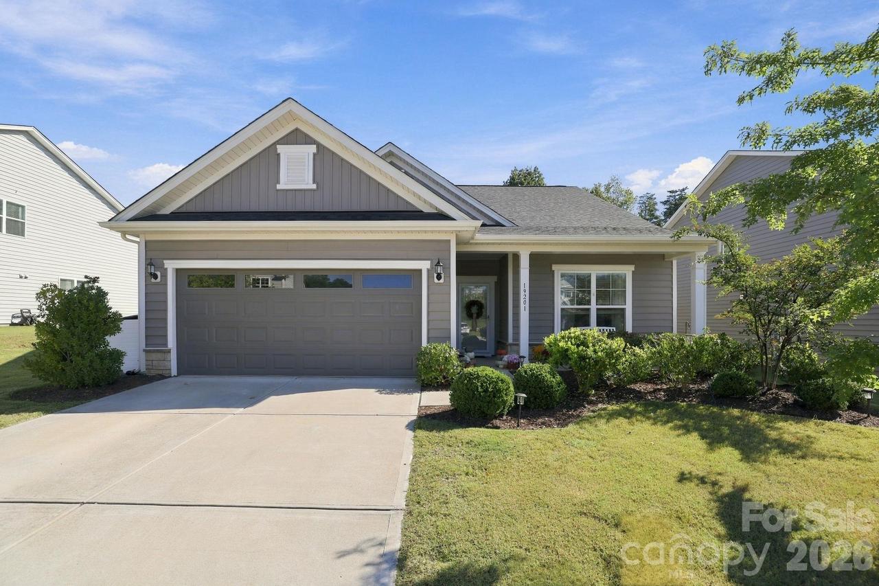 19201 Yellow Birch Dr., Charlotte, NC 28278