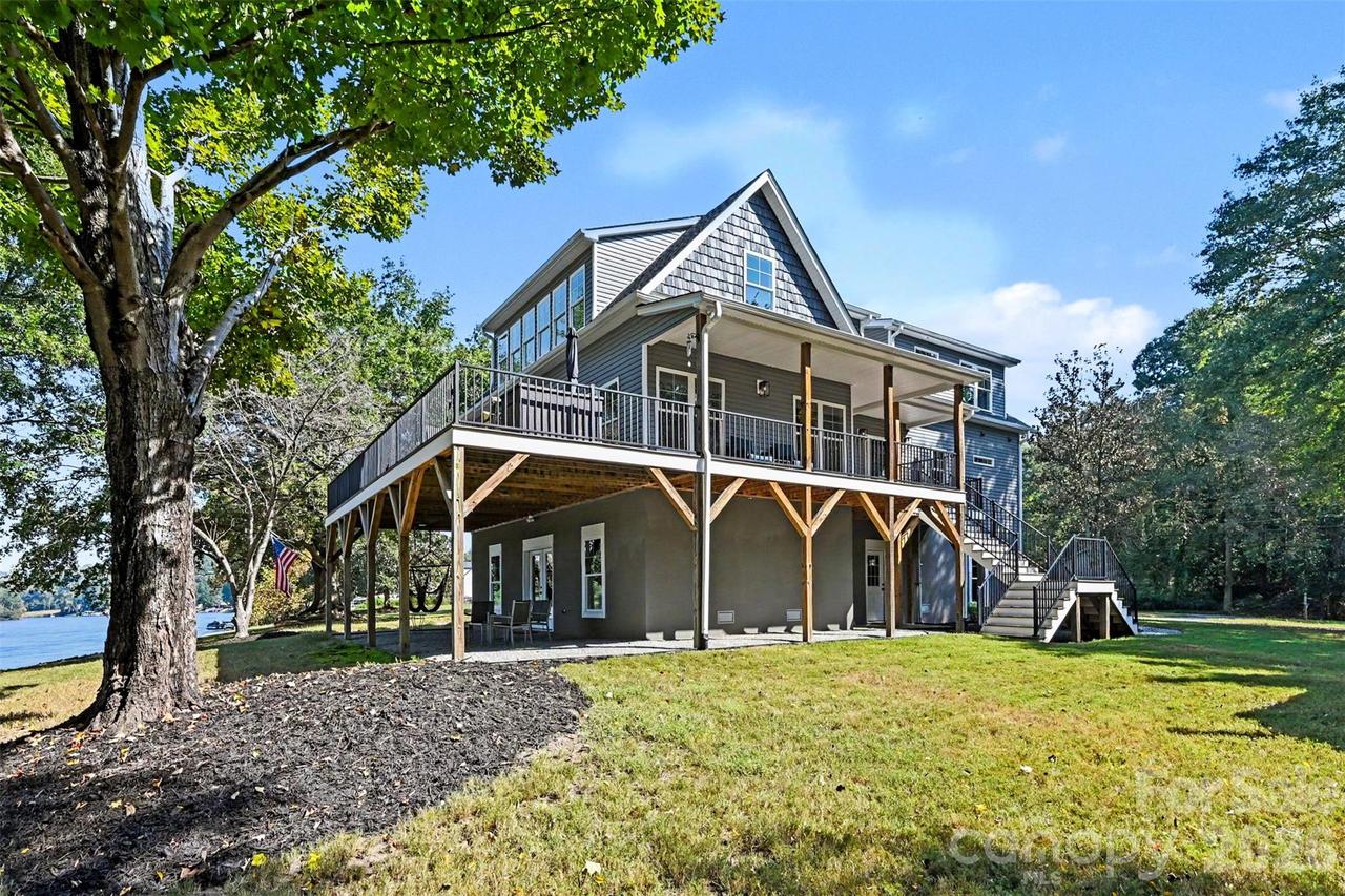 1727 Lake Dr., Charlotte, NC 28214