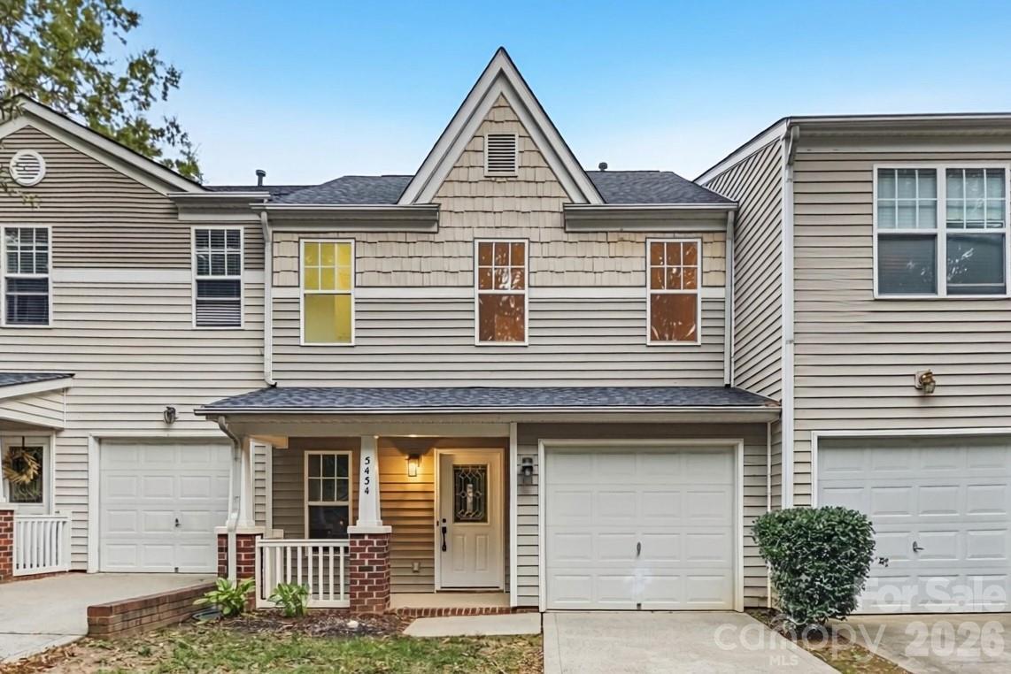 5454 Franklin Springs Cir., Charlotte, NC 28217
