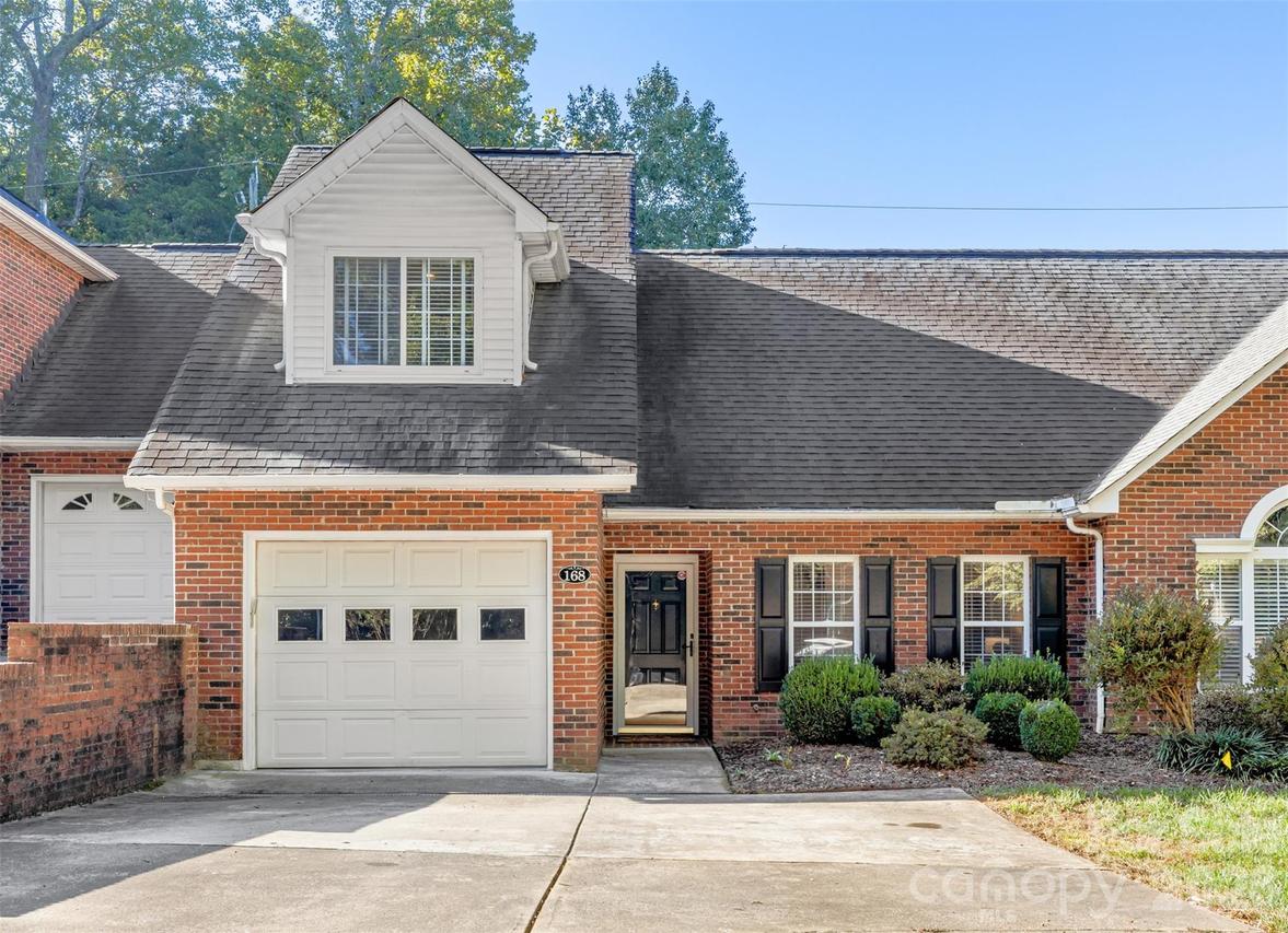 168 Columns Cir., Shelby, NC 28150