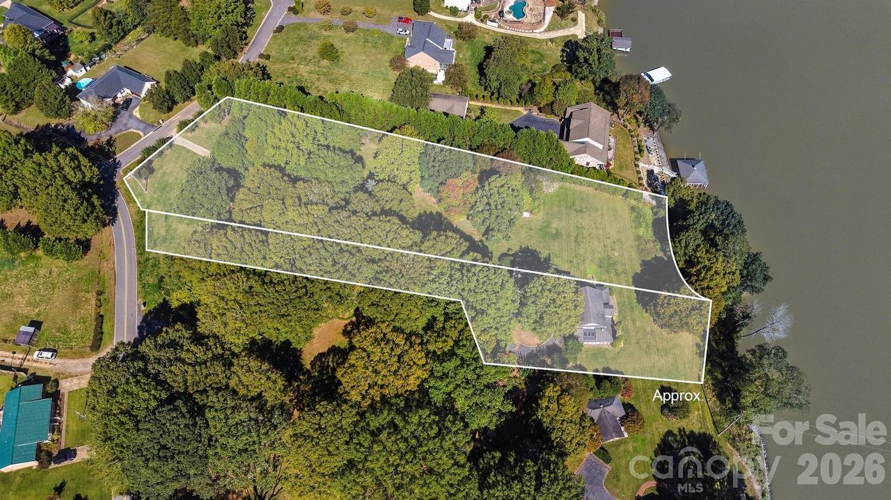 14 Sand Bar Dr., Taylorsville, NC 28681