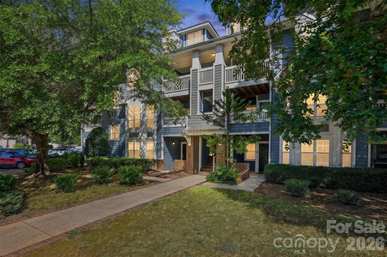 525 Olmsted Park Pl. #H, Charlotte, NC 28203