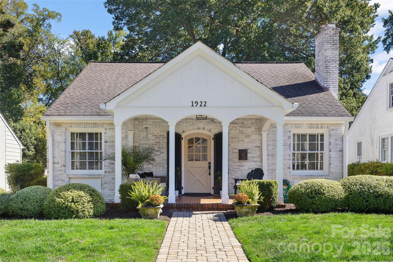 1922 Club Rd., Charlotte, NC 28205