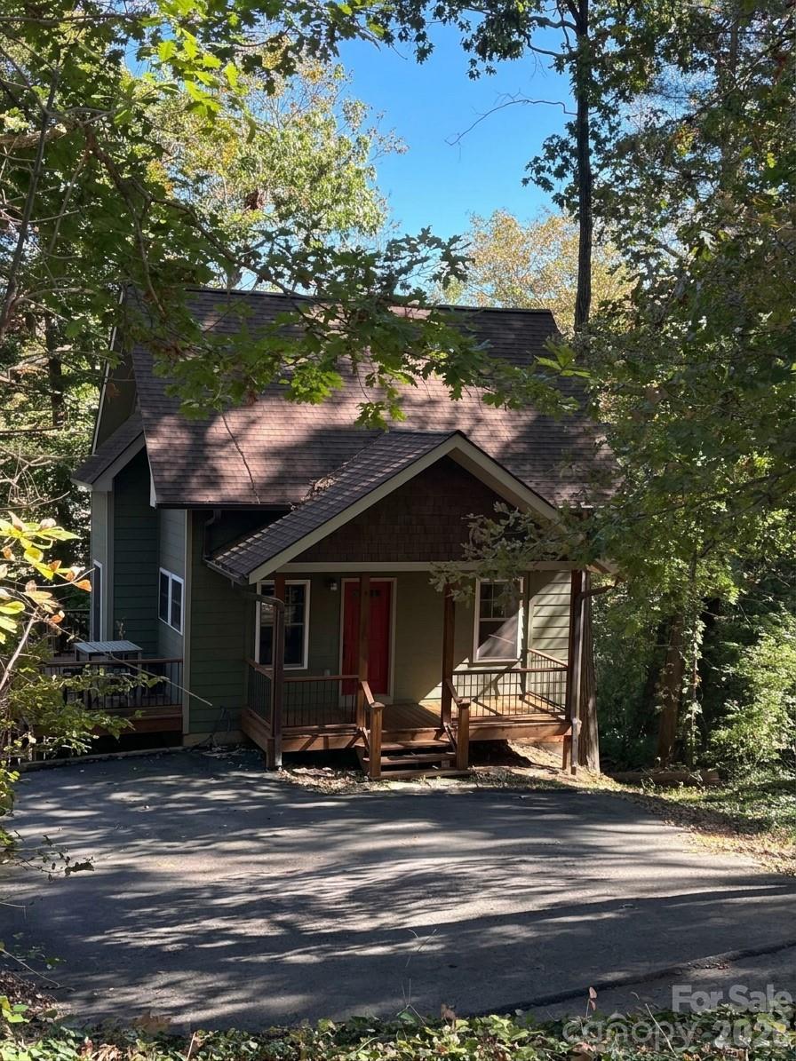 35 Hibriten Rd., Asheville, NC 28801