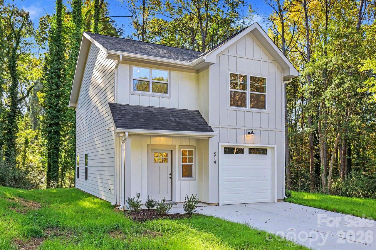 514 Brookgreen Dr., Dallas, NC 28034