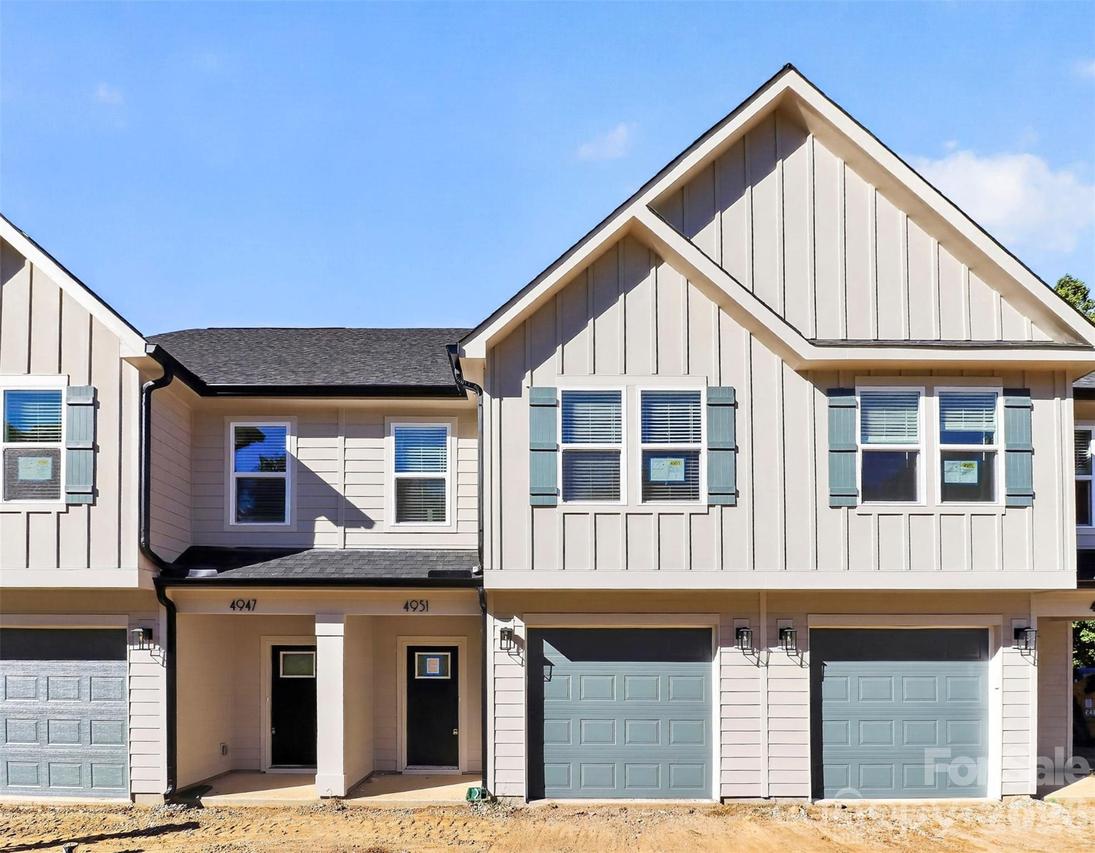 4951 Curtiswood Dr., Charlotte, NC 28213