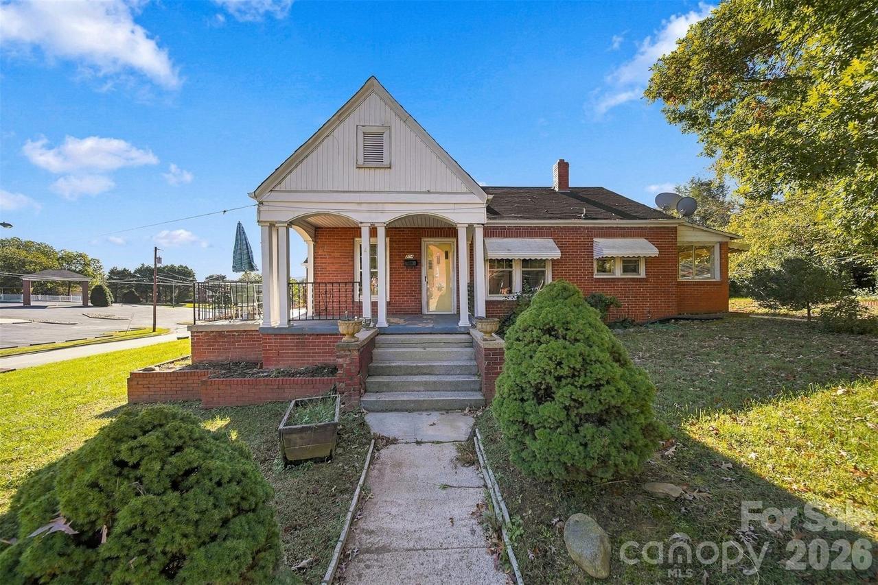 204 Eldred St., Valdese, NC 28690