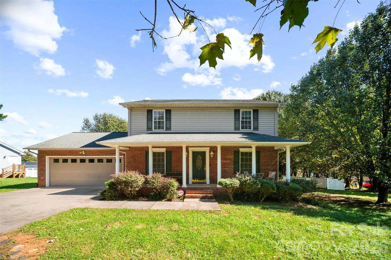 3770 Church Hill Ln., Maiden, NC 28650