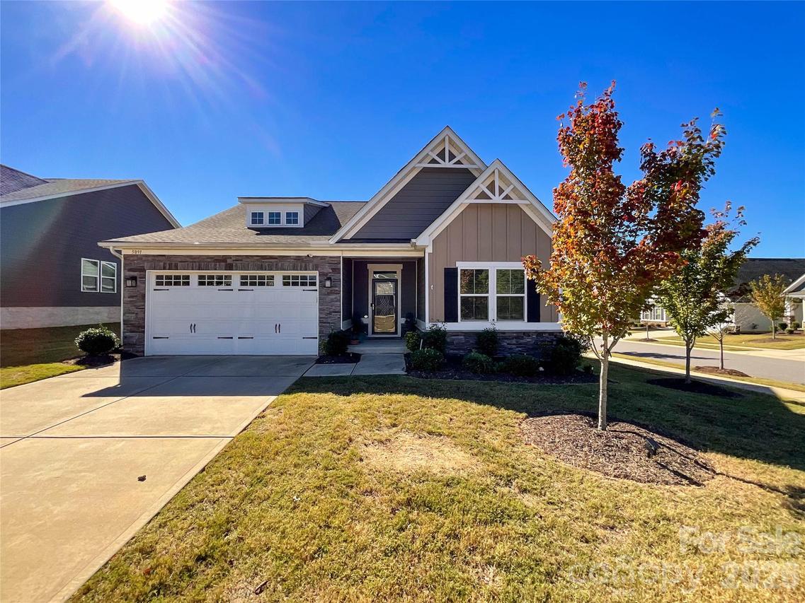 5091 Summer Surprise Ln., Charlotte, NC 28215