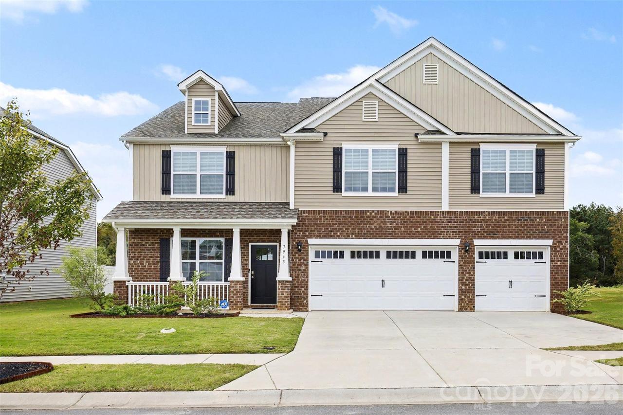 7943 Stonehouse Dr., Gastonia, NC 28166