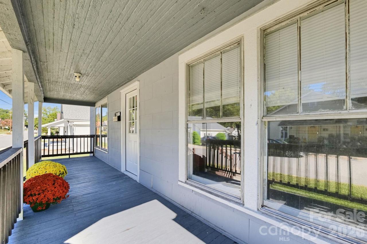 406 Doster Ave., Mooresville, NC 28115