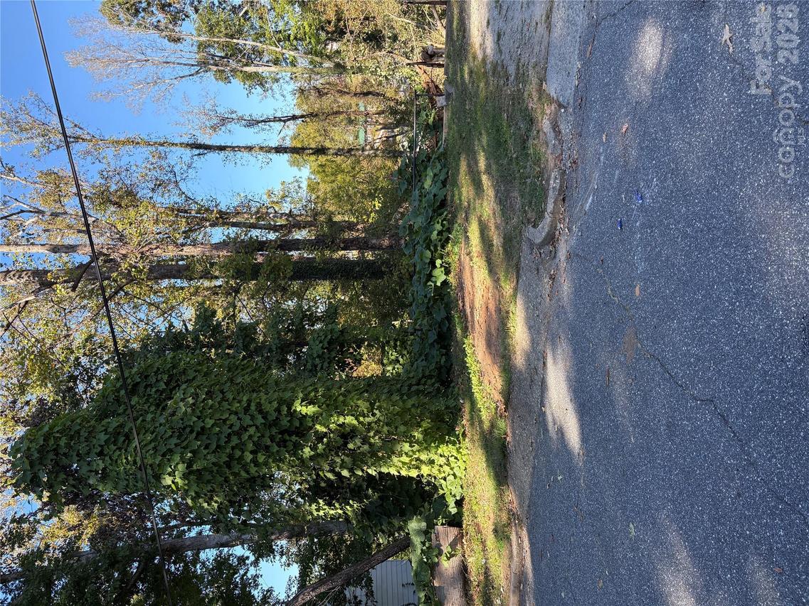 206 Jefferson St., Morganton, NC 28655