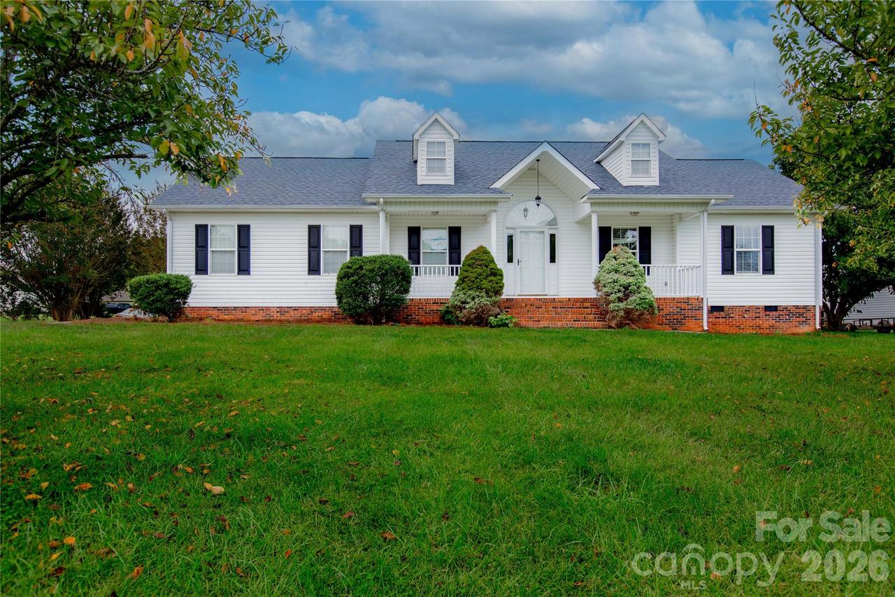124 Pepperstone Pl., Mocksville, NC 27028