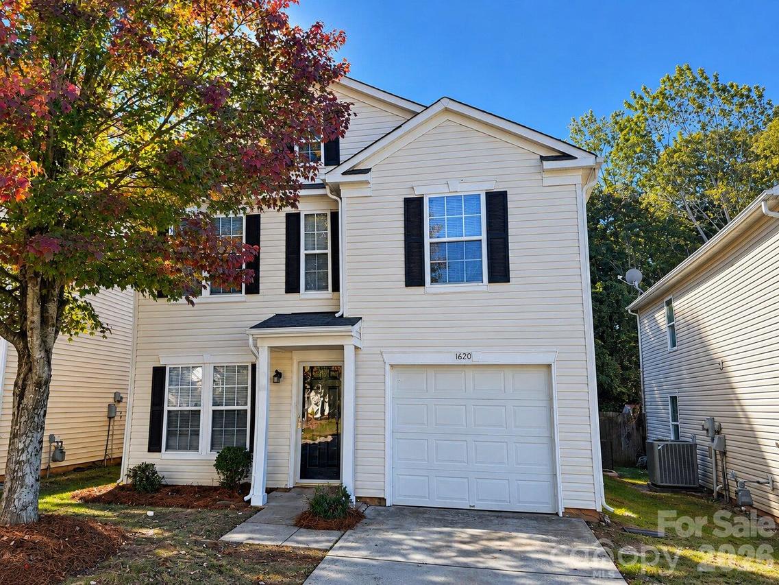 1620 Lynford Dr., Charlotte, NC 28215