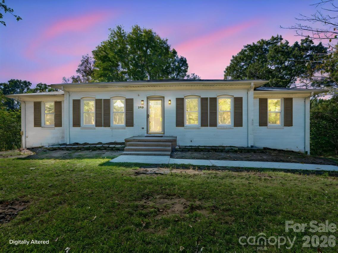 590 Crestmont Dr., Concord, NC 28025