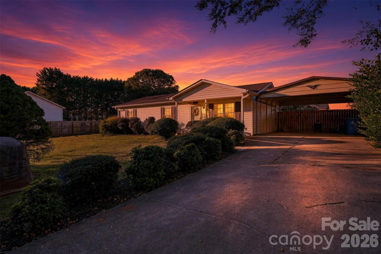 3640 Glacier Run, Claremont, NC 28610