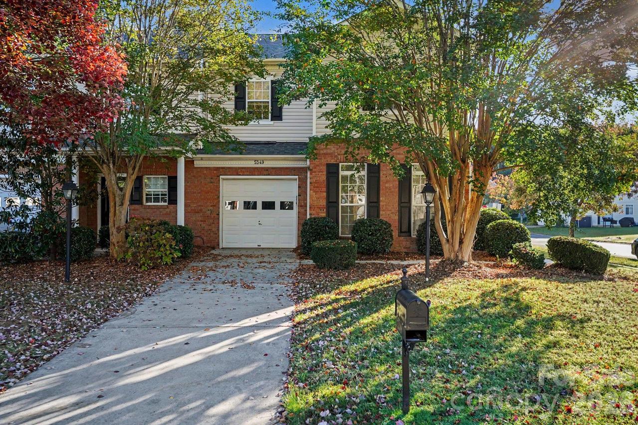 5349 Johnston Mill Ct., Charlotte, NC 28269