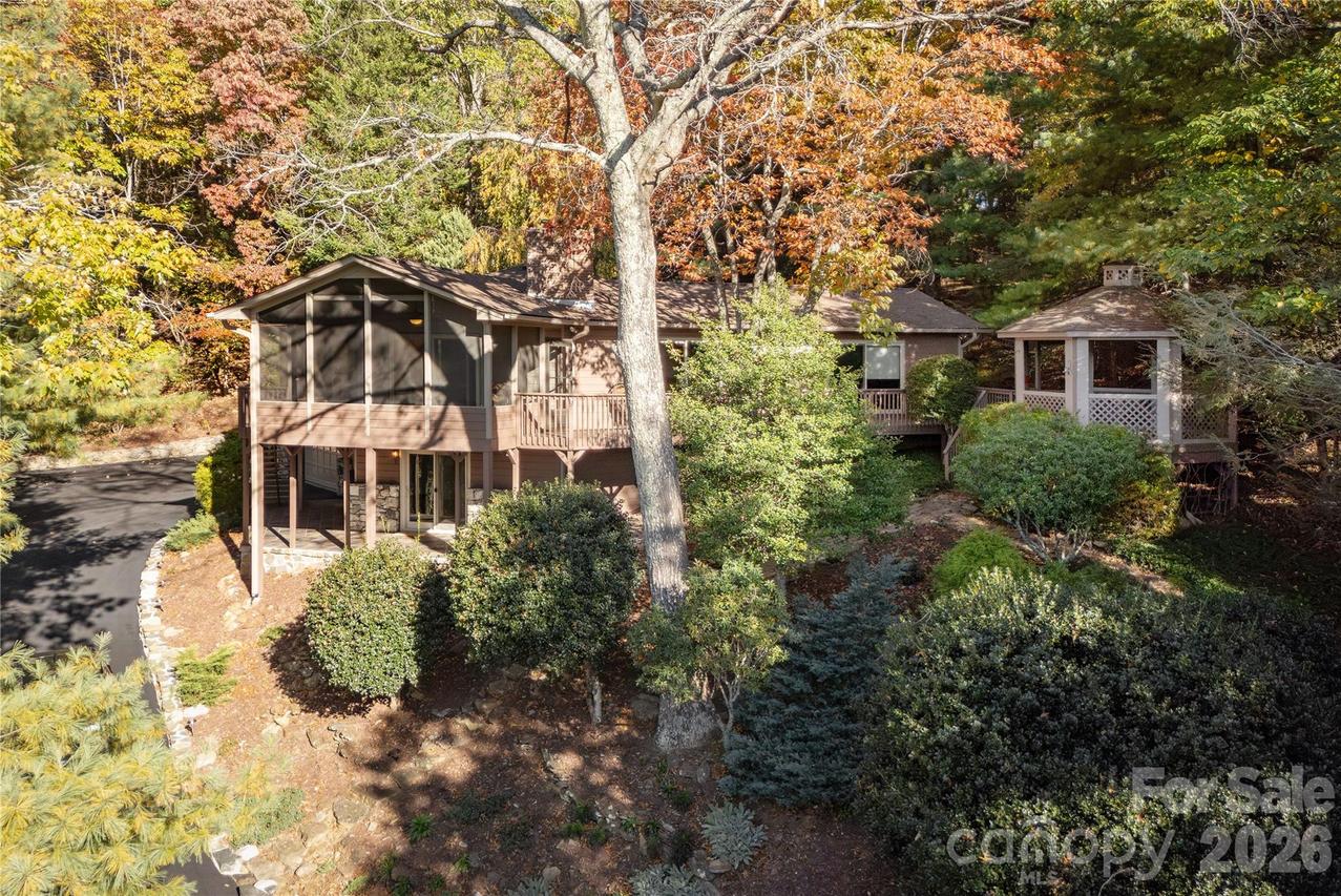 20 Wild Cherry Dr., Mills River, NC 28759