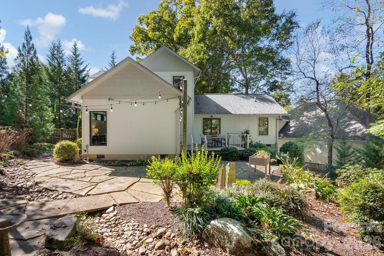 111 Bilberry Ln. #2, Candler, NC 28175