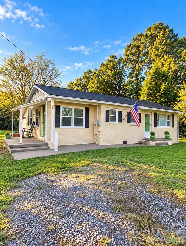 925 Oak Grove Rd., Kings Mountain, NC 28086