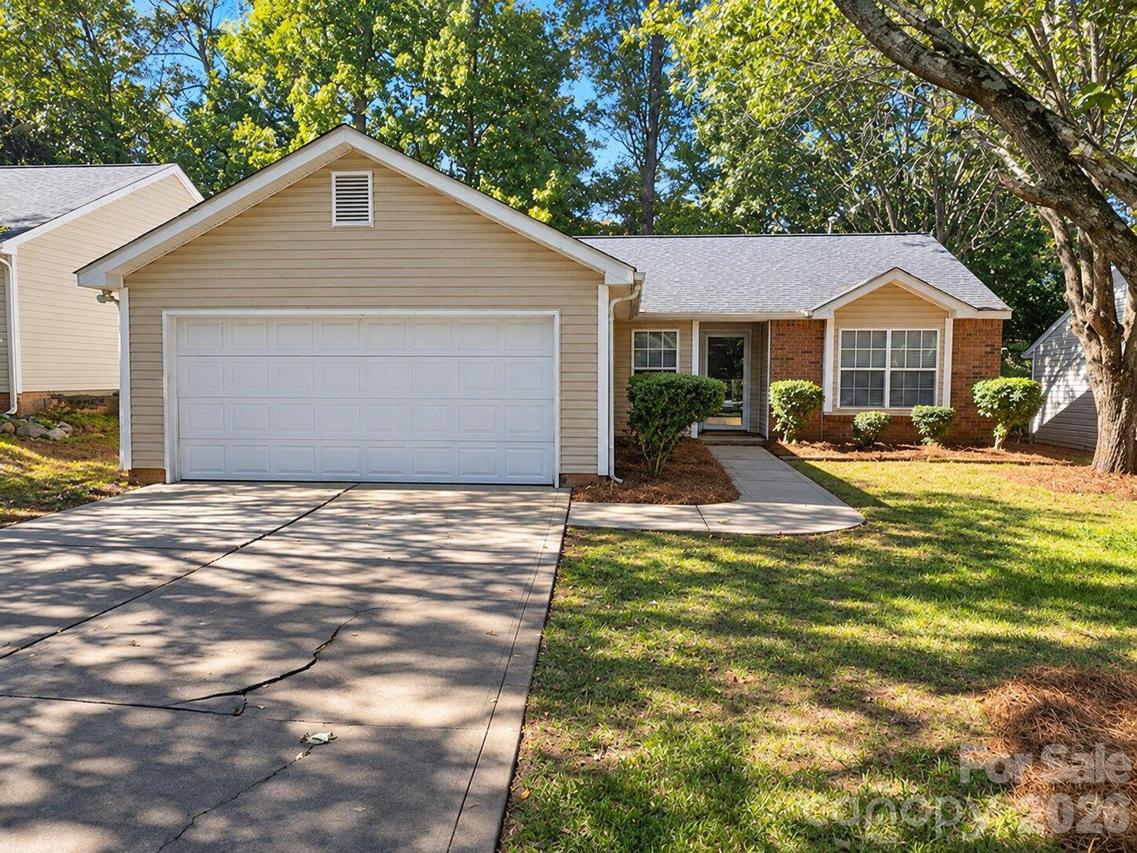 537 Kingville Dr., Charlotte, NC 28213