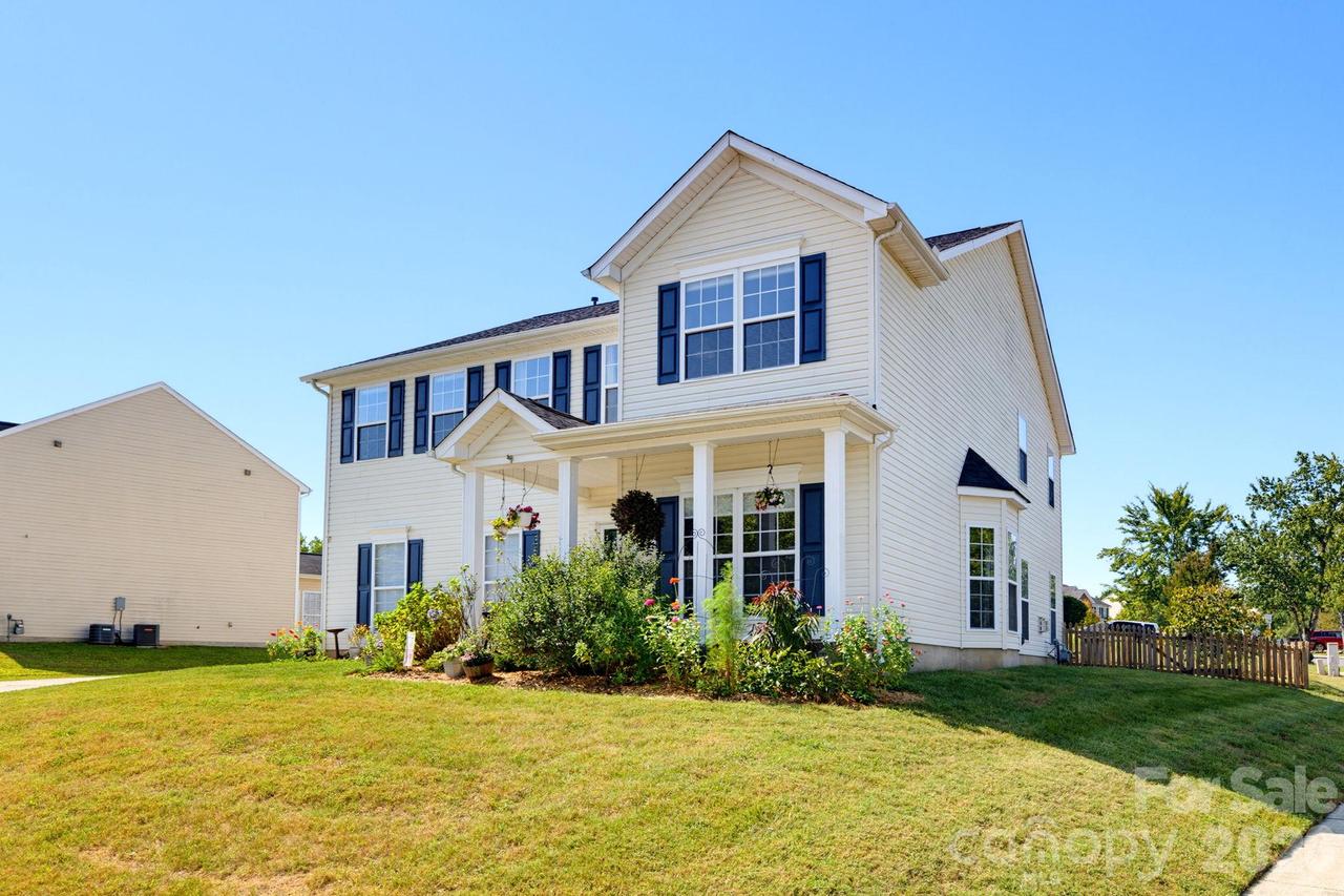 4425 Golden View Dr., Charlotte, NC 28278