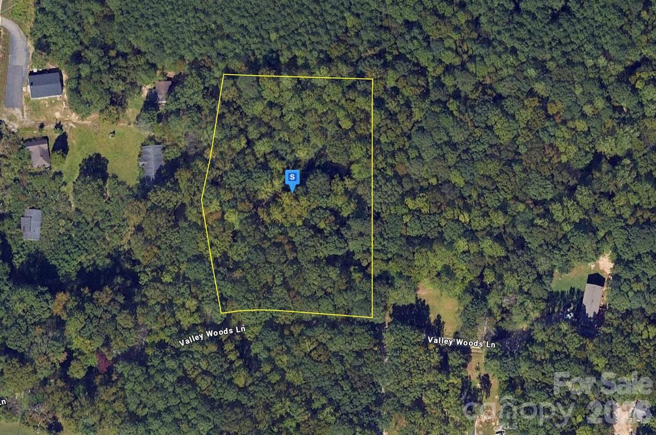 6716 Valley Woods Ln., Cary, NC 27519
