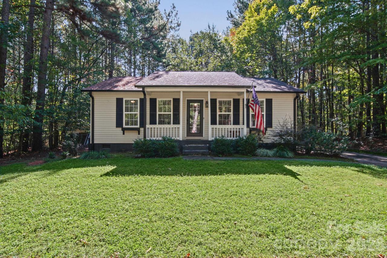124 Waderich Ln., Mooresville, NC 28117