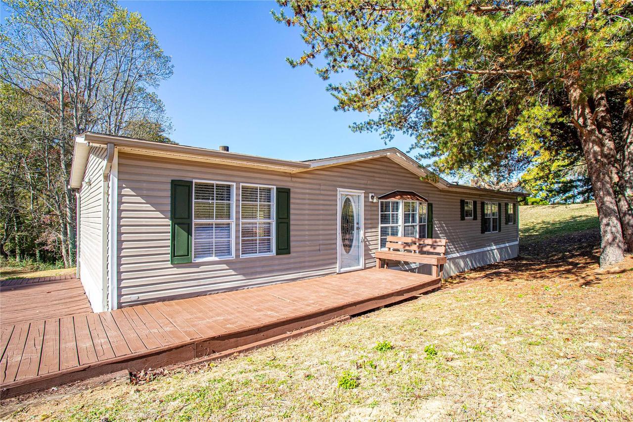366 Dix Creek No 1 Rd., Leicester, NC 28748