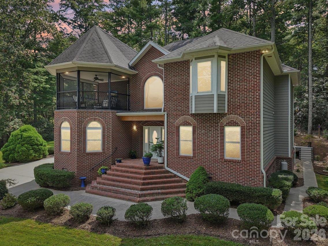 15 Madelyn Ln., Fairview, NC 28730