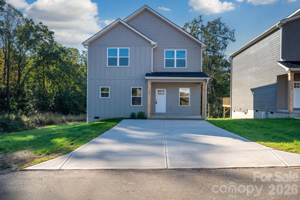 1429 10th Ave., Hickory, NC 28602