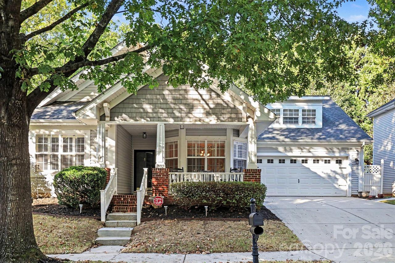 6332 Colonial Garden Dr., Huntersville, NC 28078