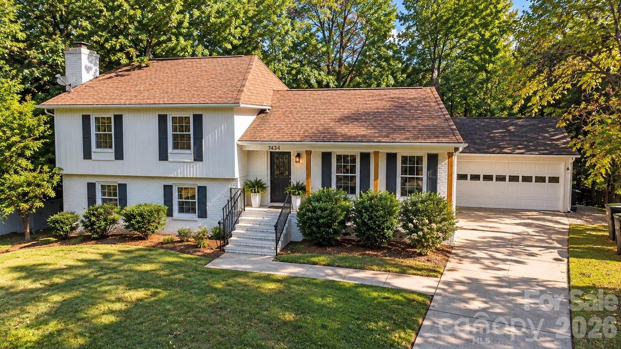 7434 Kilcullen Dr., Charlotte, NC 28270