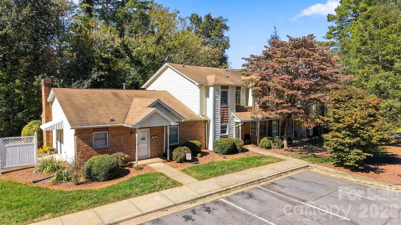 605 8th Ave. #C2, Conover, NC 28613